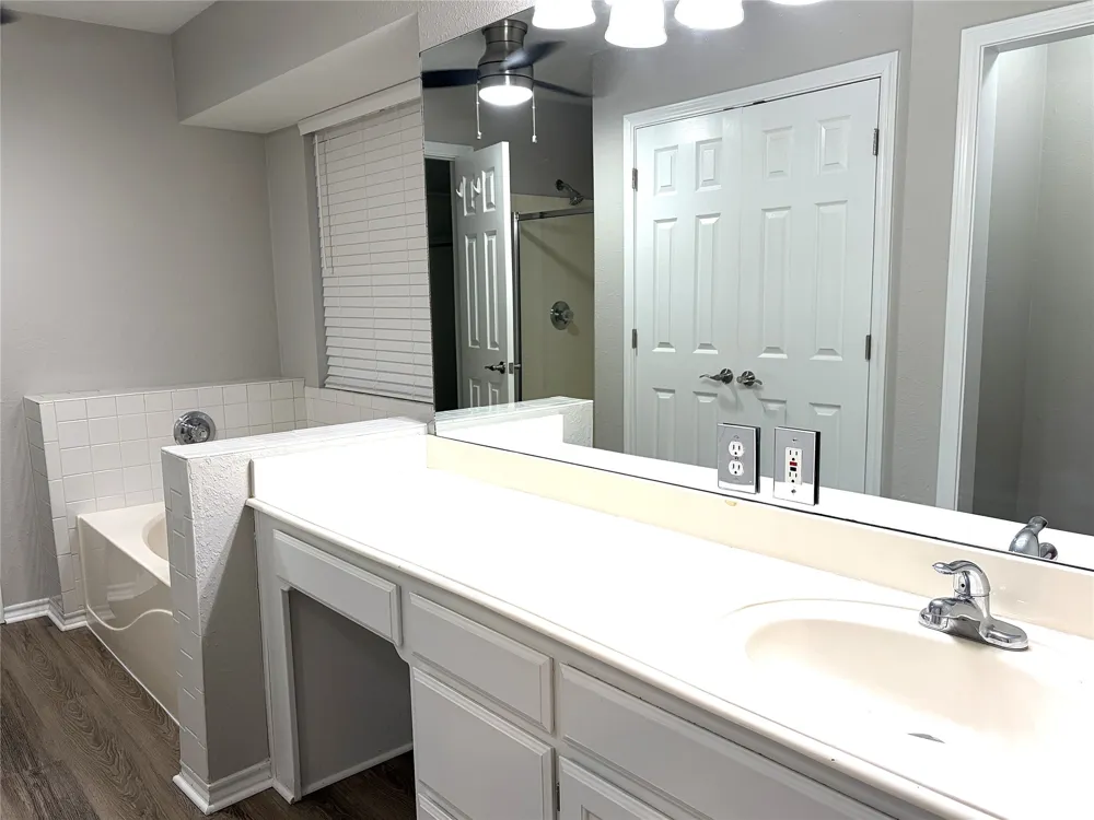 1310 Mcanear Court Cleburne, TX 76033