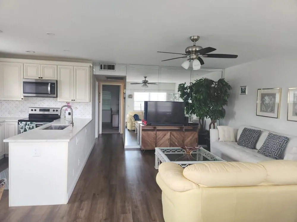 158 Preston D Boca Raton, FL 33434