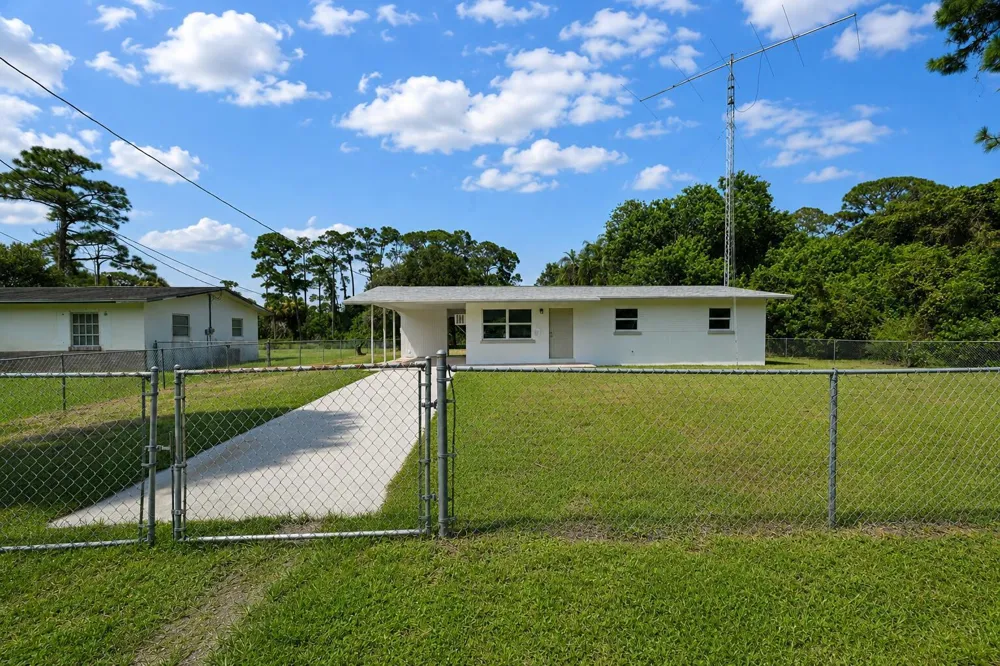 5502 SAN DIEGO AVENUE Fort Pierce, FL 34946
