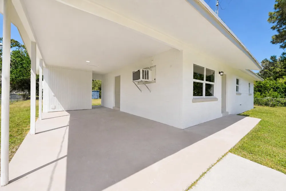 5502 SAN DIEGO AVENUE Fort Pierce, FL 34946