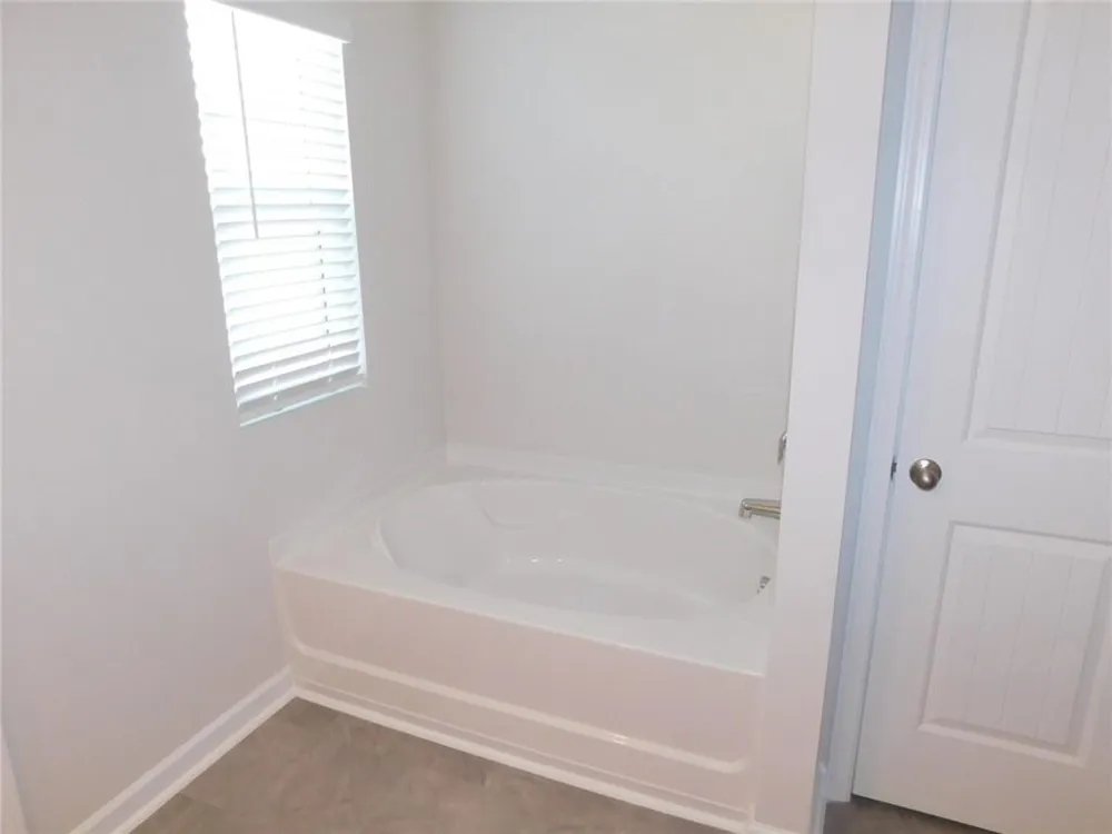 2514 Acacia Walk Acworth, GA 30101