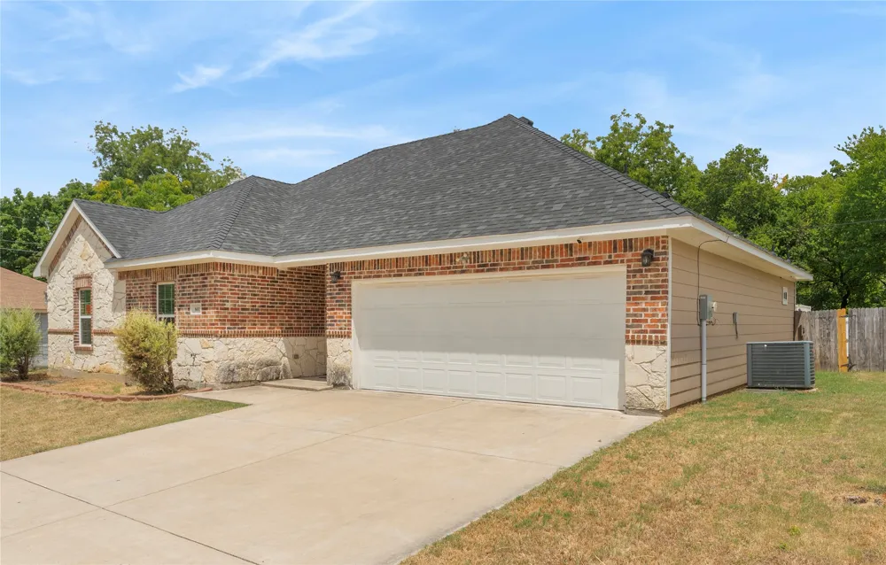 601 E Jefferson Street Waxahachie, TX 75165