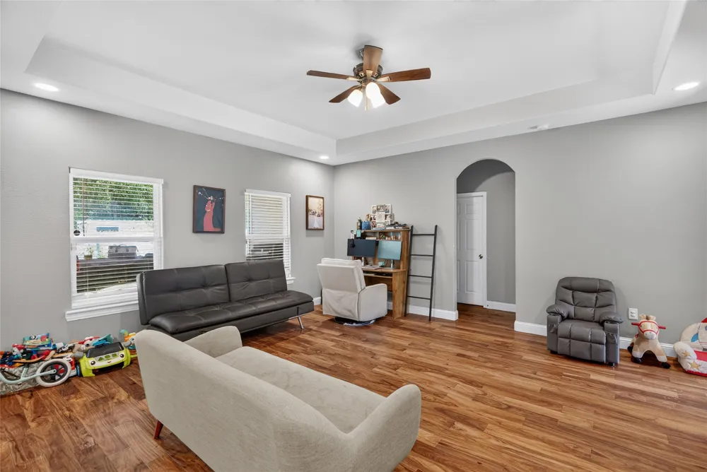 601 E Jefferson Street Waxahachie, TX 75165