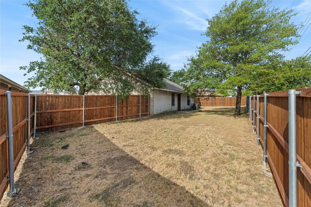 601 E Jefferson Street Waxahachie, TX 75165