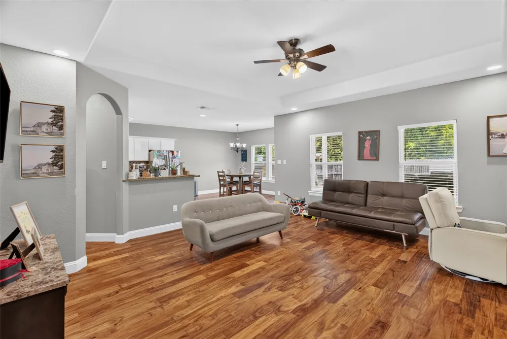 601 E Jefferson Street Waxahachie, TX 75165