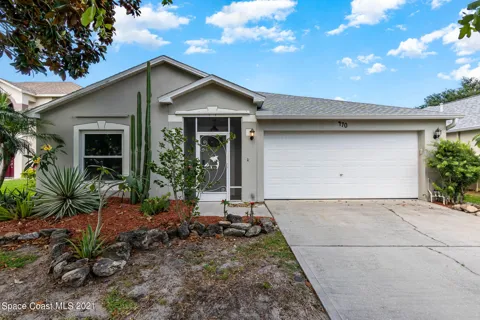 470 Wickham Lakes Drive