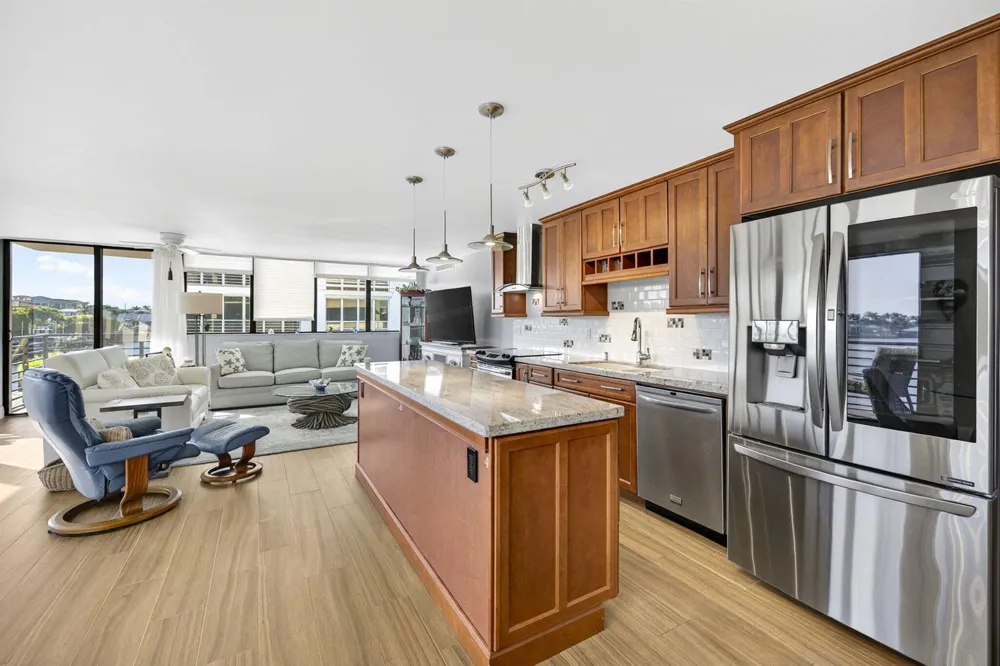 900 NE SPANISH RIVER BOULEVARD #2w Boca Raton, FL 33431