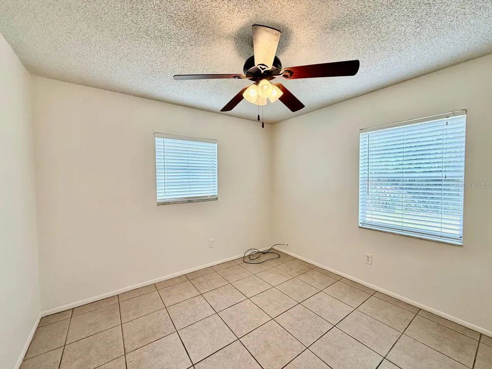 3107 W MARCUM STREET #B Tampa, FL 33611