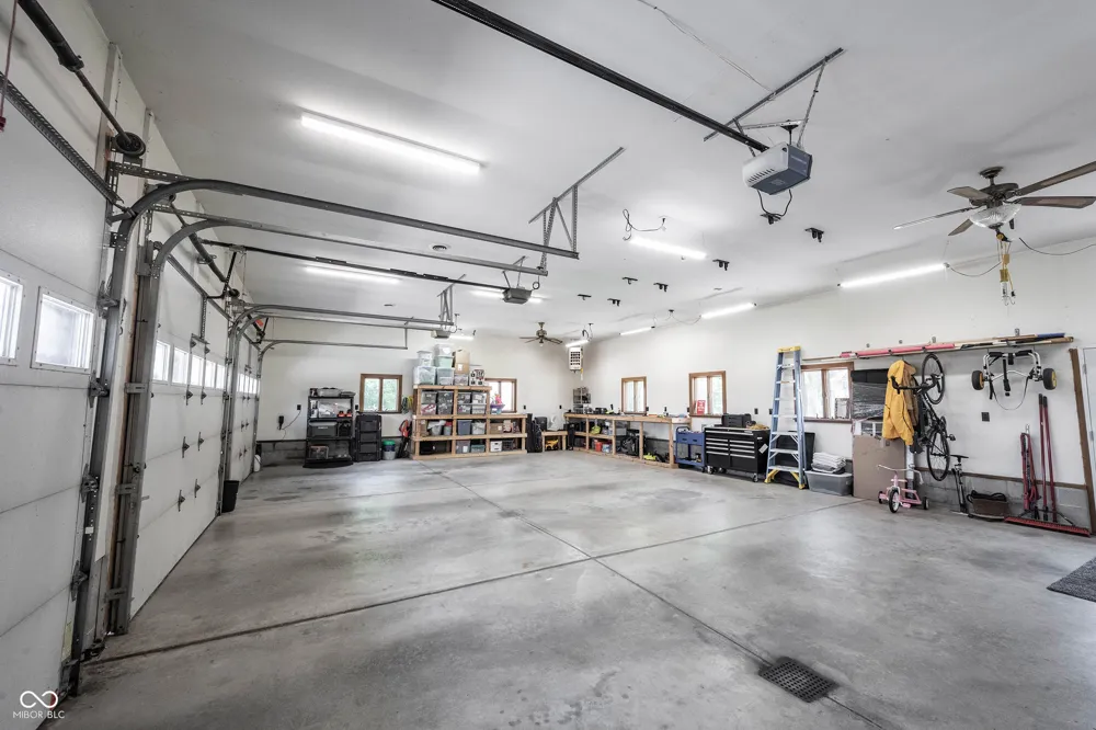 4269 E 200 Greenfield, IN 46140