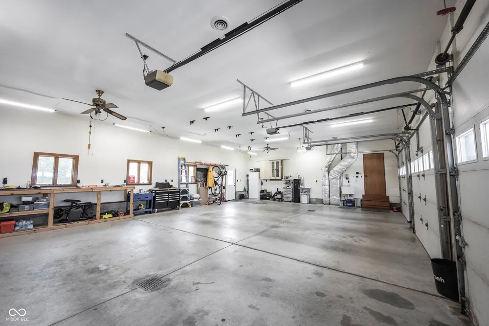 4269 E 200 Greenfield, IN 46140