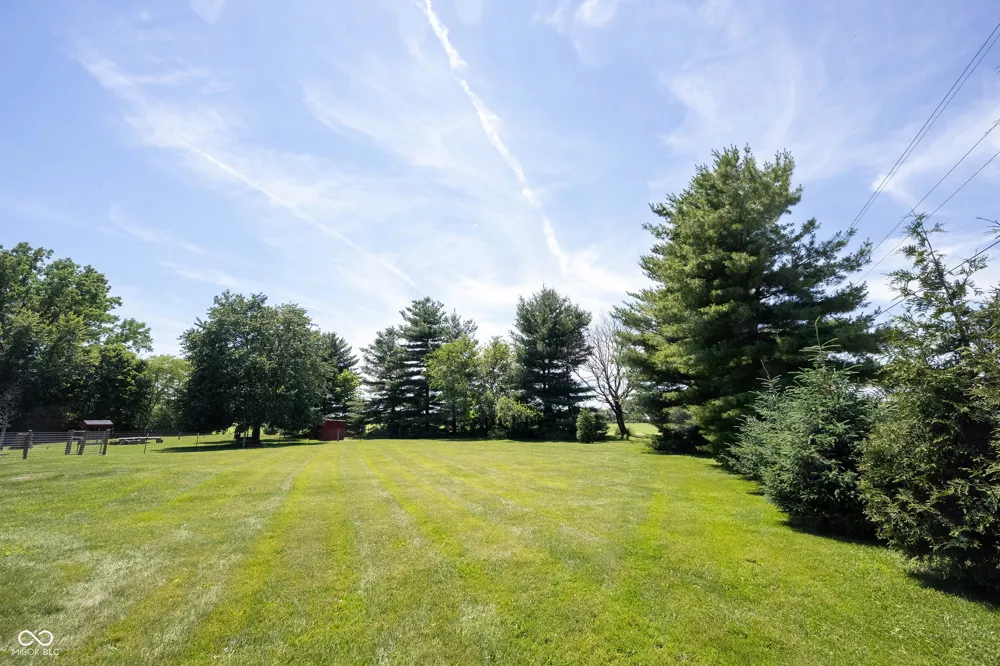 4269 E 200 Greenfield, IN 46140