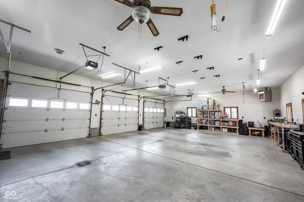 4269 E 200 Greenfield, IN 46140