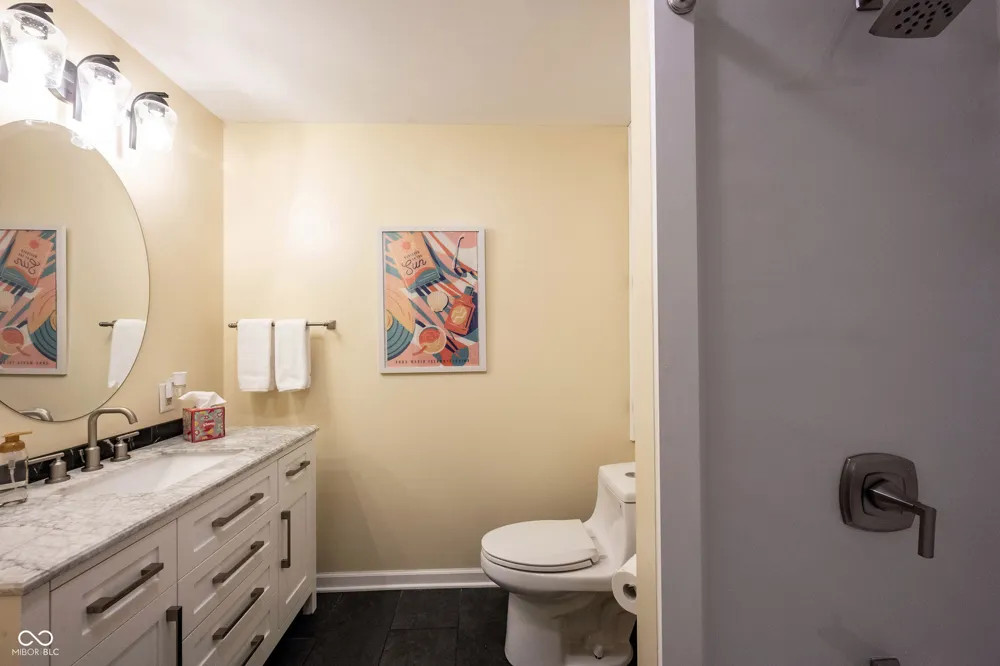 4269 E 200 Greenfield, IN 46140