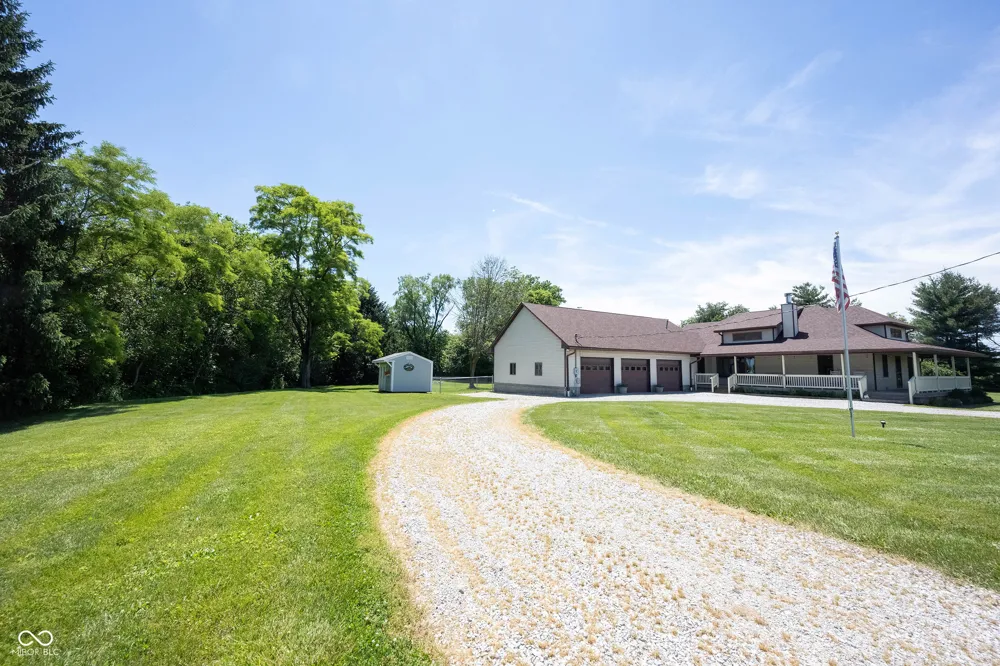 4269 E 200 Greenfield, IN 46140