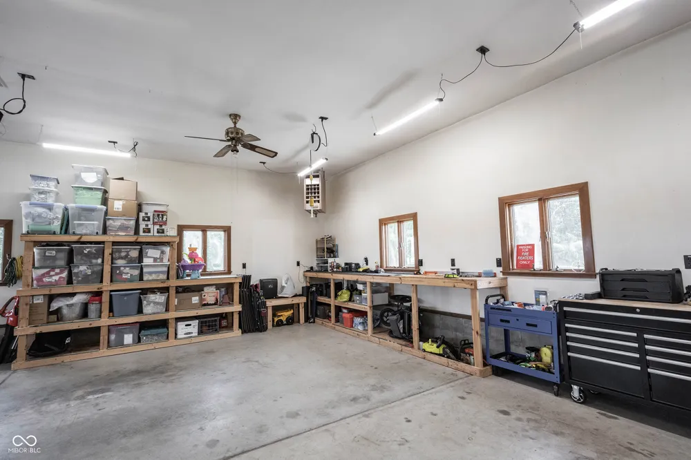 4269 E 200 Greenfield, IN 46140