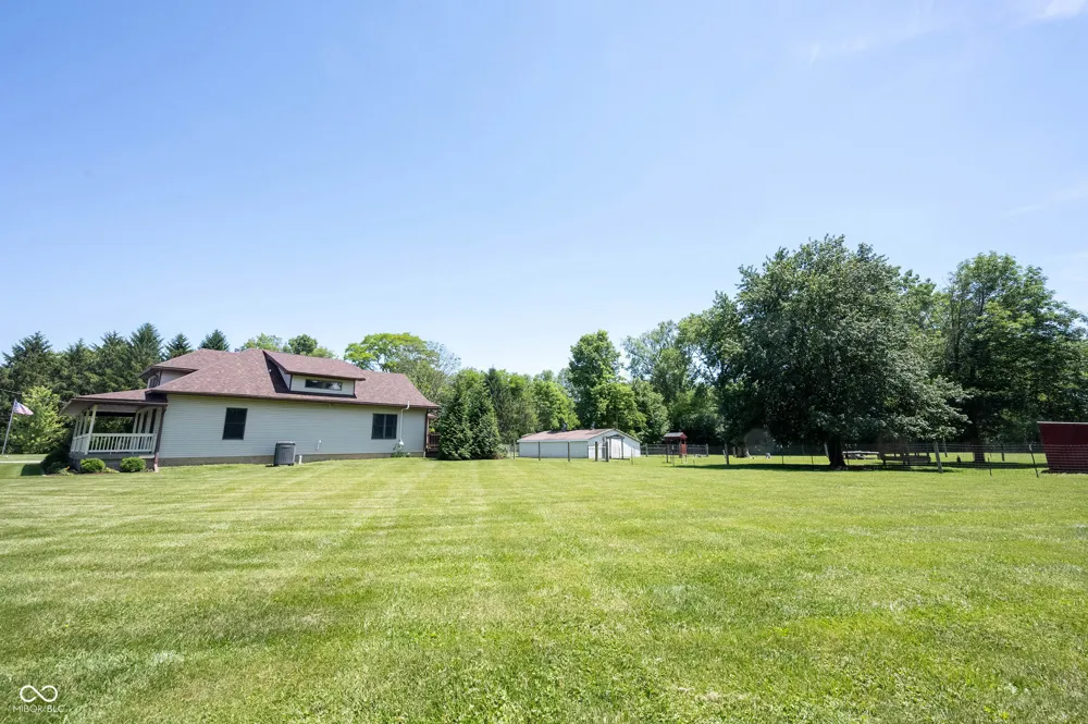 4269 E 200 Greenfield, IN 46140