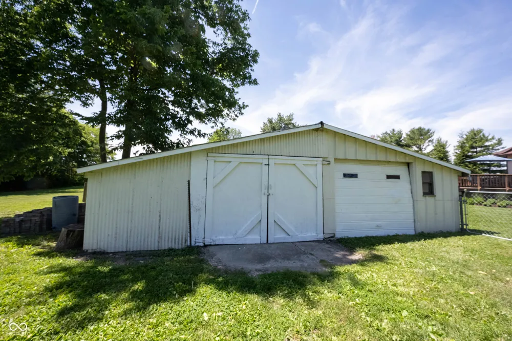 4269 E 200 Greenfield, IN 46140