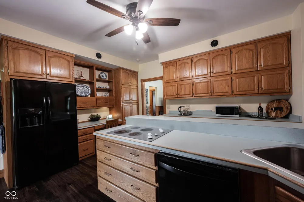 4269 E 200 Greenfield, IN 46140
