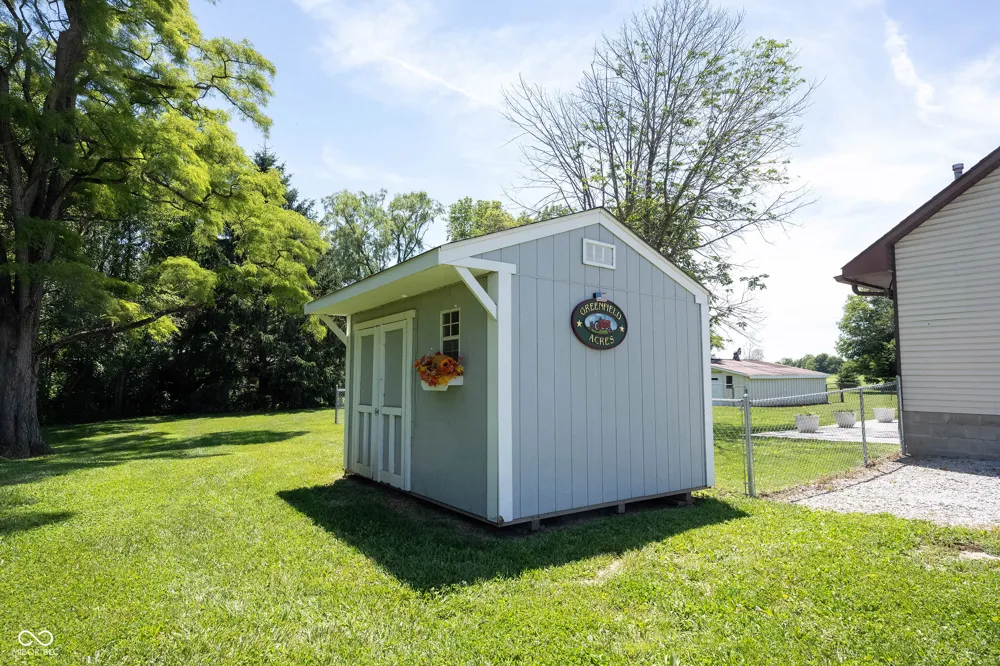 4269 E 200 Greenfield, IN 46140