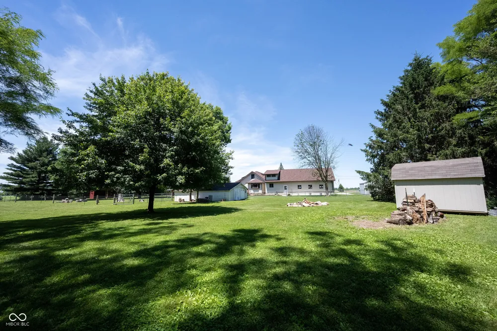 4269 E 200 Greenfield, IN 46140