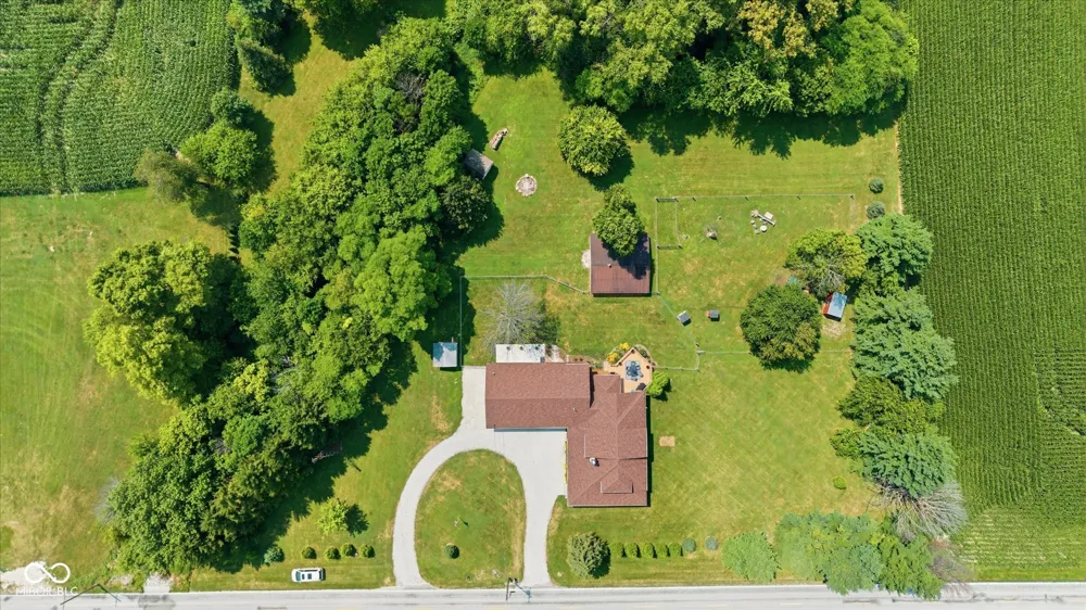 4269 E 200 Greenfield, IN 46140