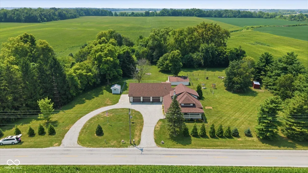 4269 E 200 Greenfield, IN 46140