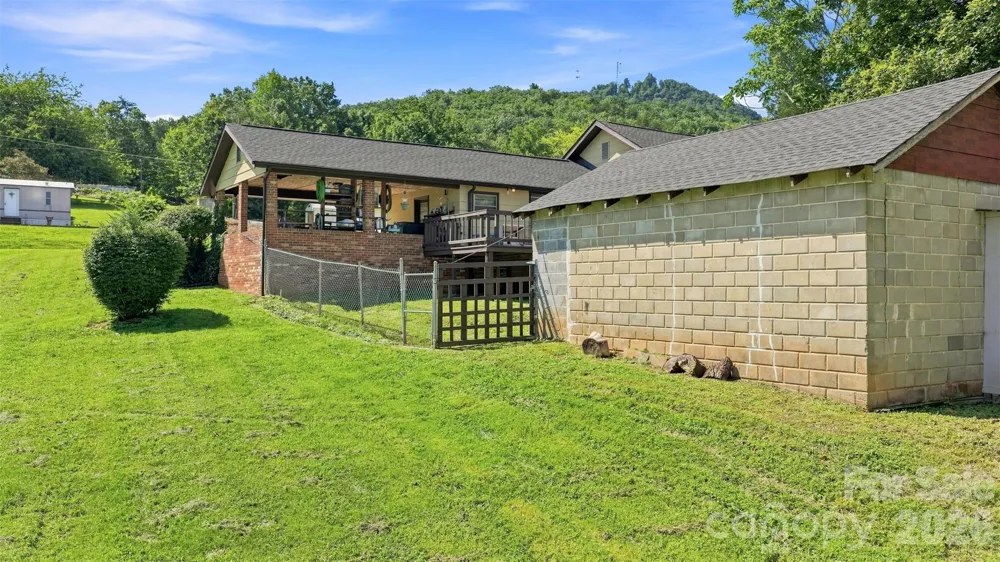 3803 Cook Road Valdese, NC 28690