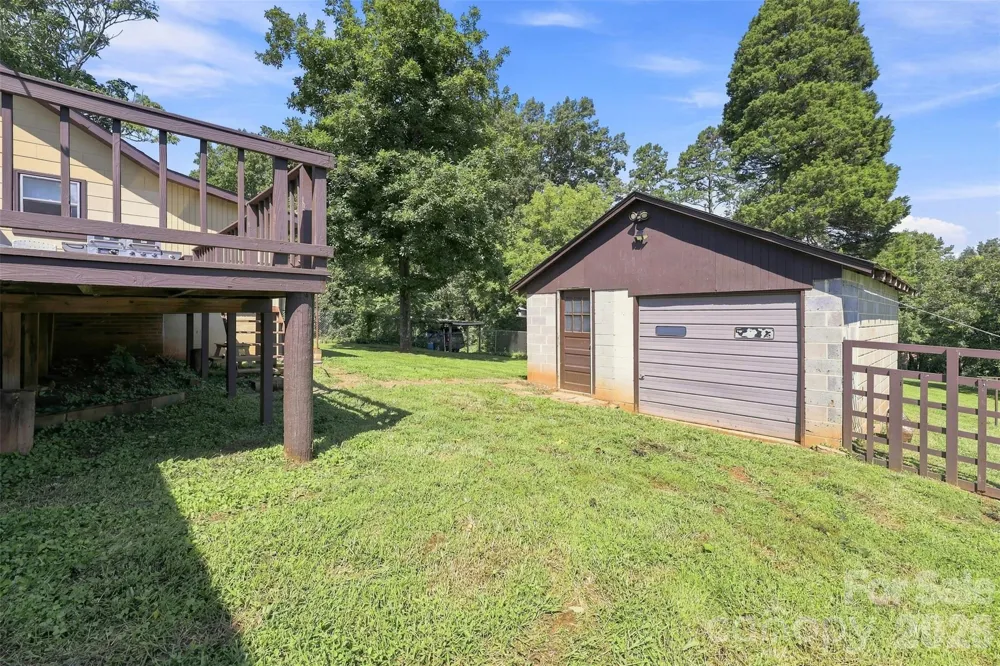 3803 Cook Road Valdese, NC 28690