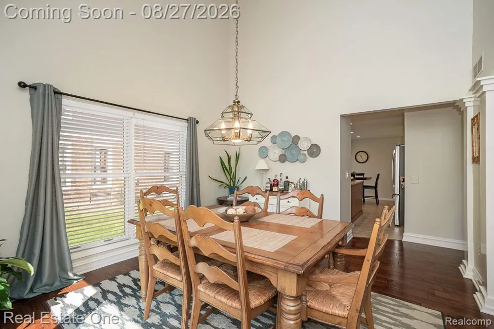 1026 Pointe Place Boulevard Rochester City, MI 48307