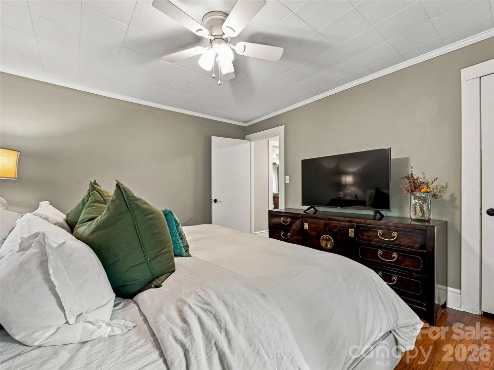 6 Bradford Circle Candler, NC 28715