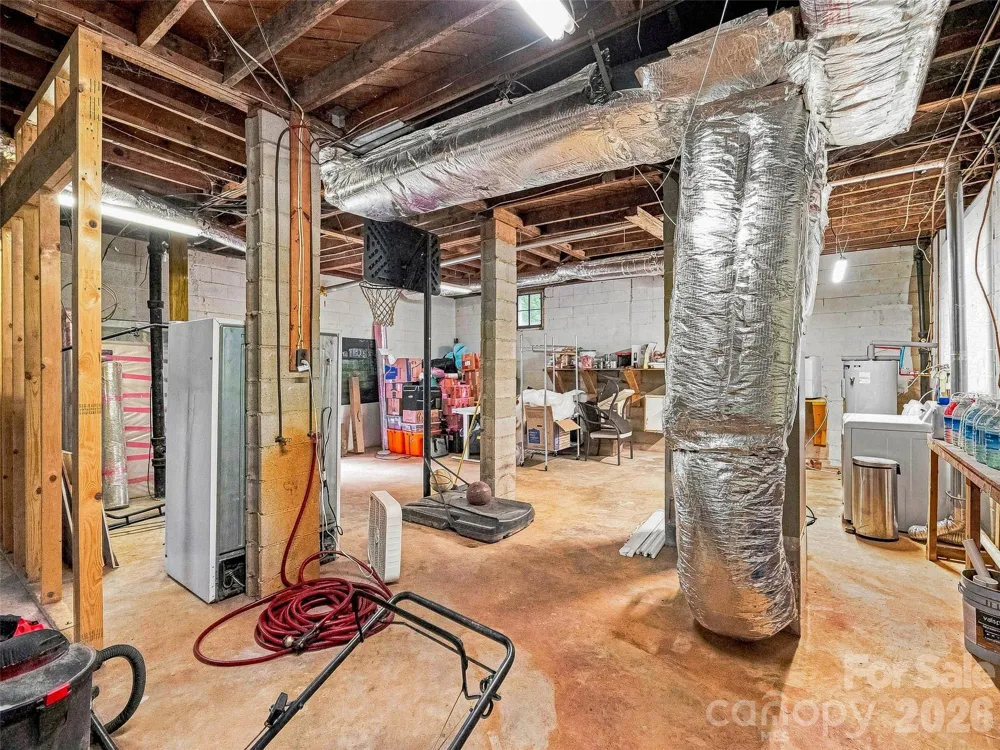 6 Bradford Circle Candler, NC 28715