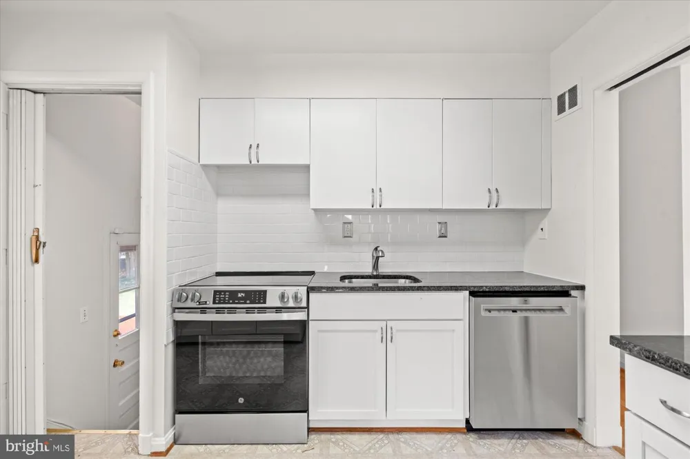 6207 KIRBY ROAD Bethesda, MD 20817