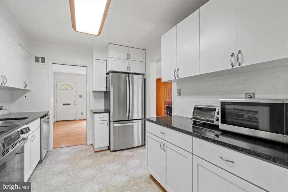 6207 KIRBY ROAD Bethesda, MD 20817