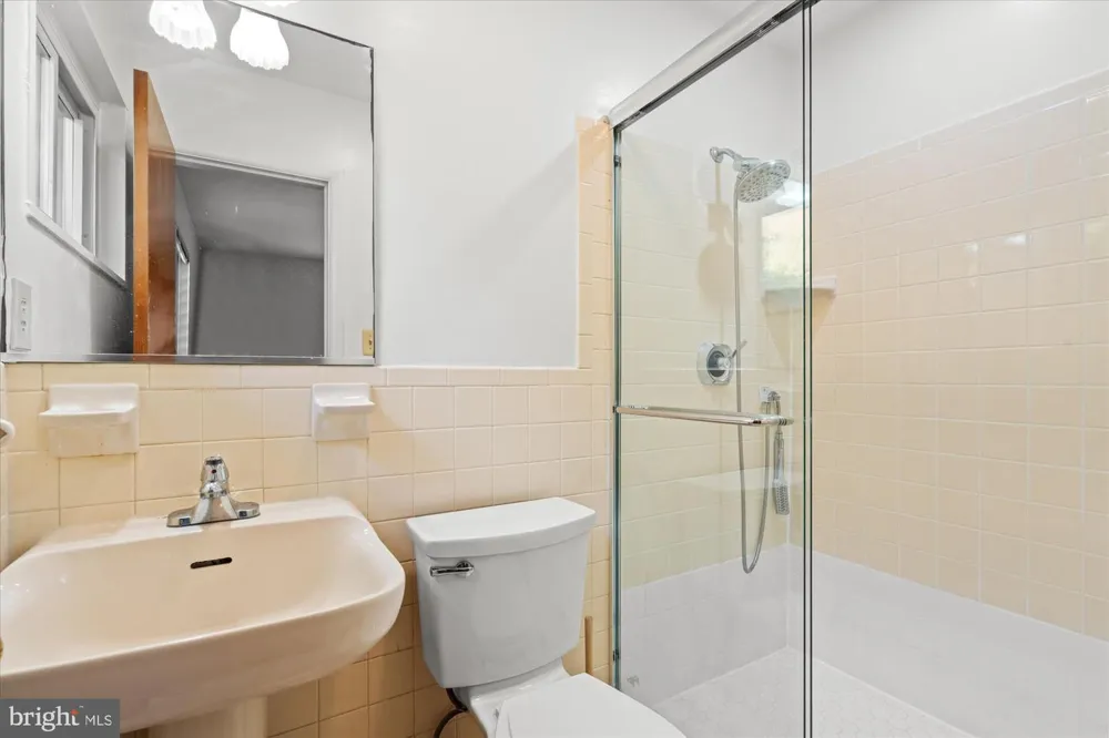 6207 KIRBY ROAD Bethesda, MD 20817
