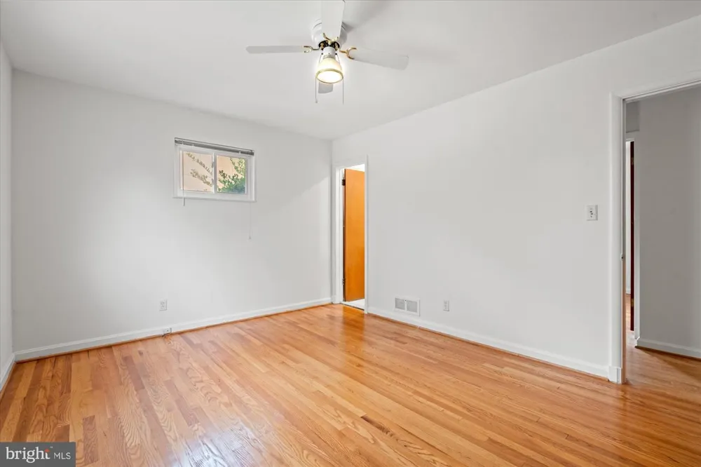 6207 KIRBY ROAD Bethesda, MD 20817