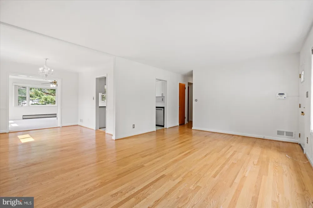 6207 KIRBY ROAD Bethesda, MD 20817