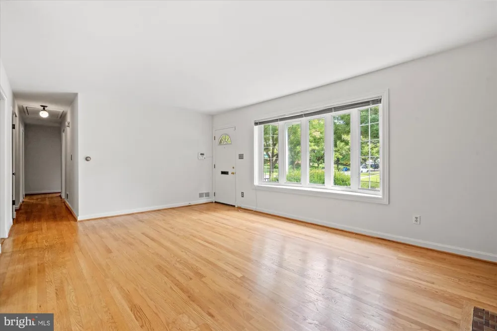 6207 KIRBY ROAD Bethesda, MD 20817