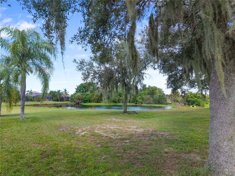 8910 STONE HARBOUR LOOP Bradenton, FL 34212