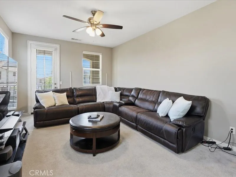 27364 Ellery Place Saugus, CA 91350