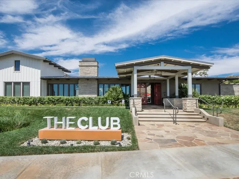 27364 Ellery Place Saugus, CA 91350