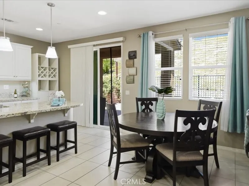 27364 Ellery Place Saugus, CA 91350