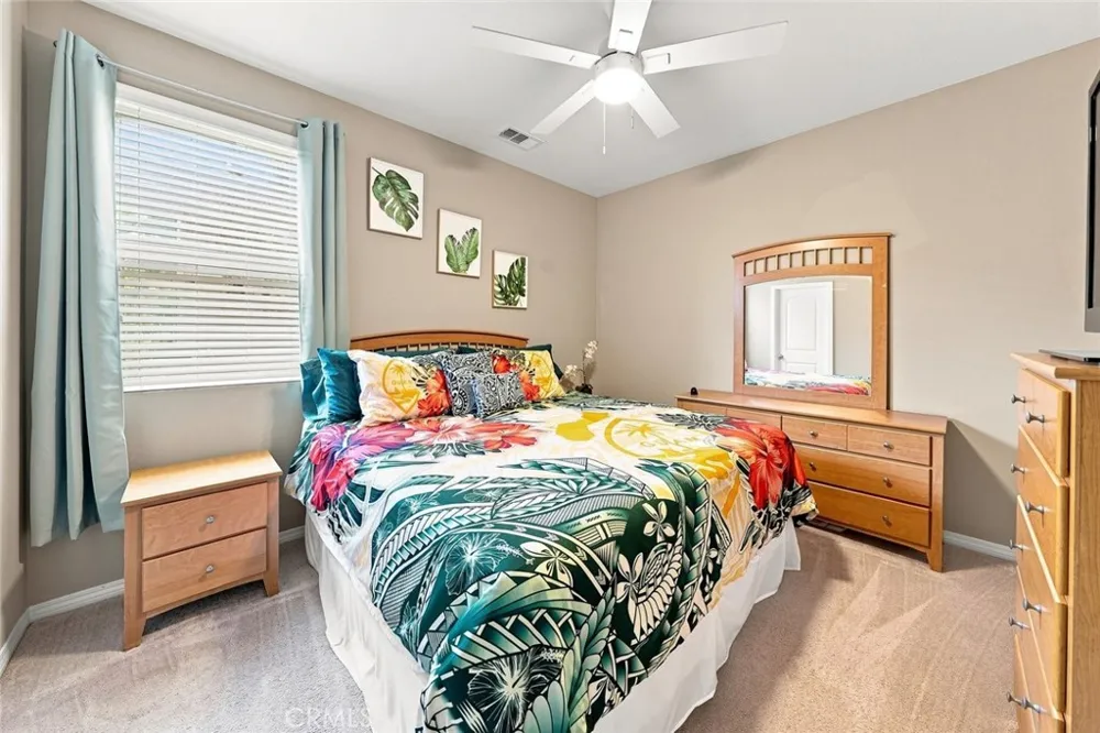27364 Ellery Place Saugus, CA 91350