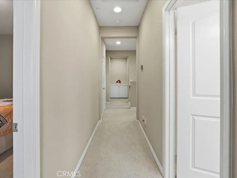 27364 Ellery Place Saugus, CA 91350
