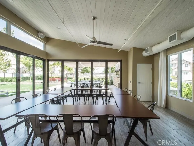 27364 Ellery Place Saugus, CA 91350