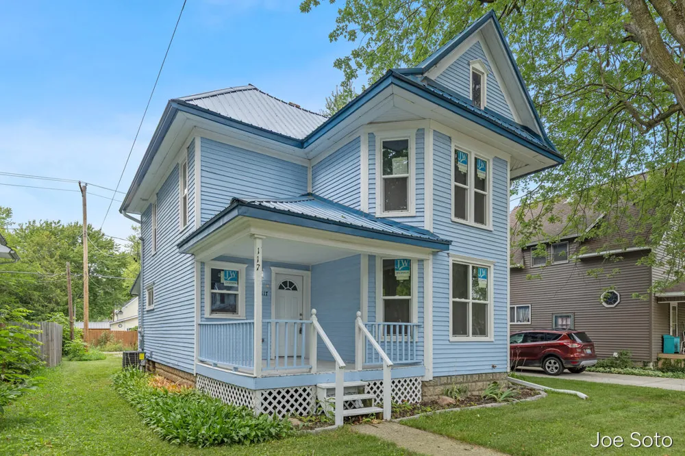 117 E Wright Avenue Shepherd, MI 48883