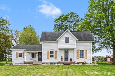 1191 W Dexter Trail
