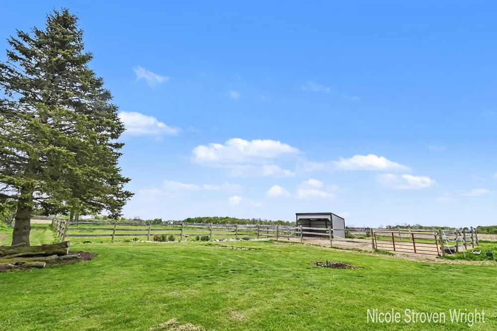 1191 W Dexter Trail Mason, MI 48854