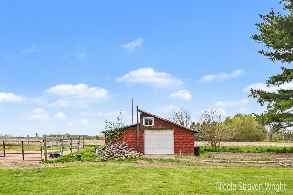 1191 W Dexter Trail Mason, MI 48854