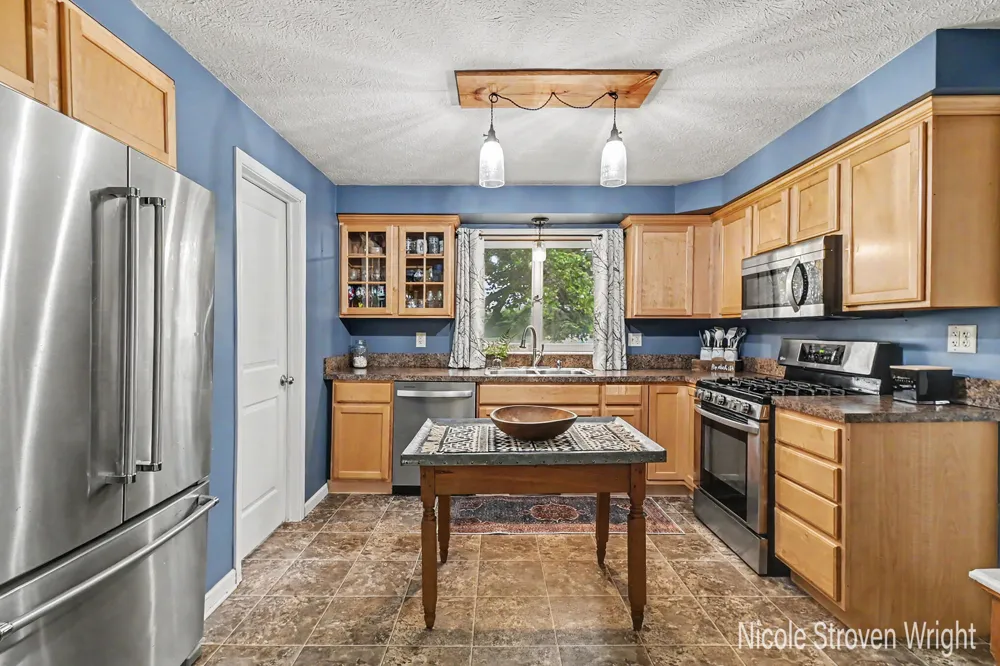 1191 W Dexter Trail Mason, MI 48854