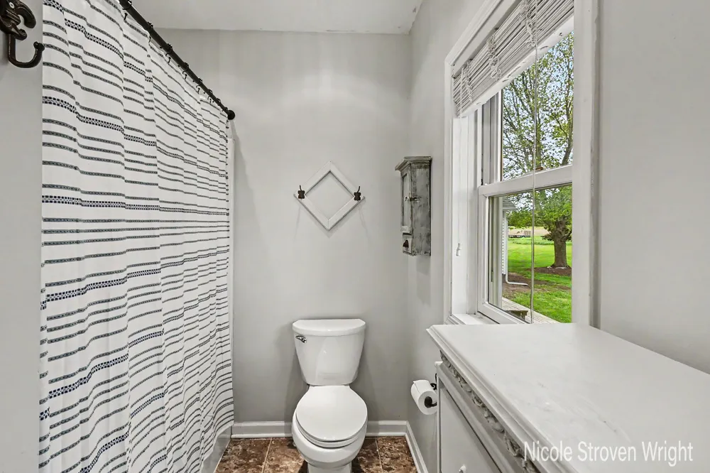 1191 W Dexter Trail Mason, MI 48854